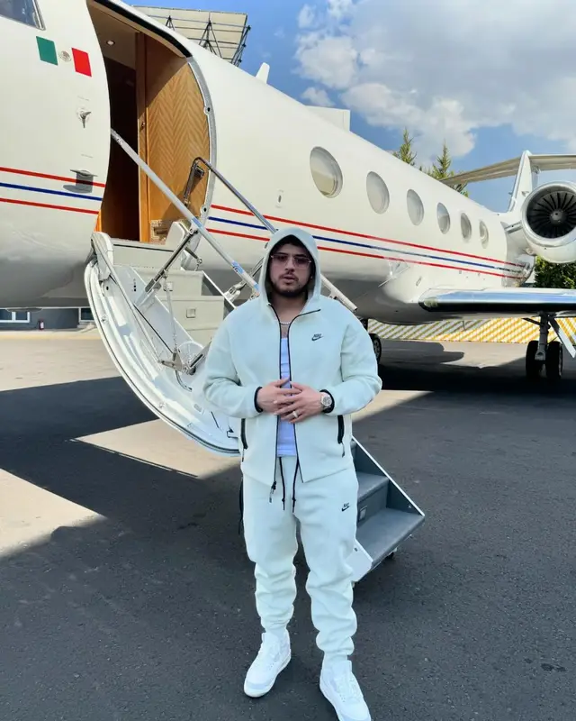 Jesus Ortiz Paz outfit in Nike and Jordan, 2024