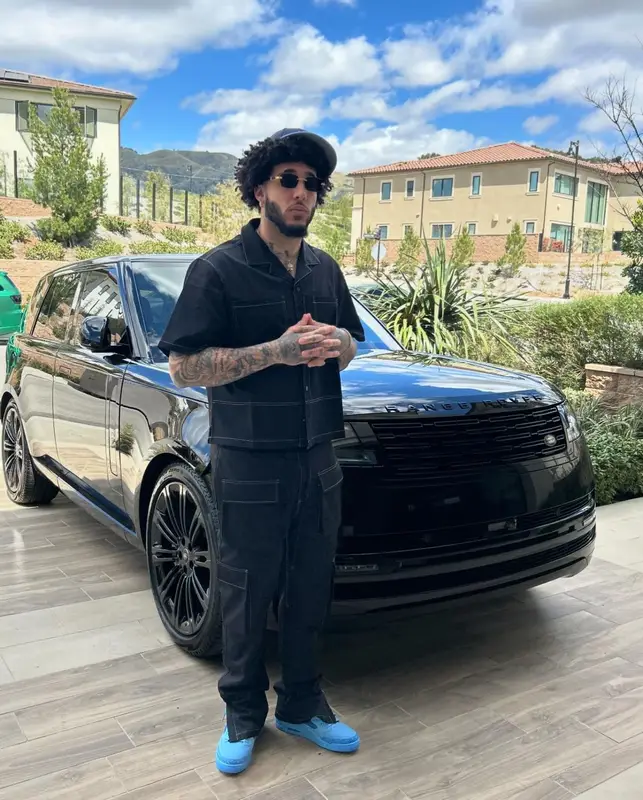 LiAngelo Ball outfit in FashionNova and Jordan, 2024