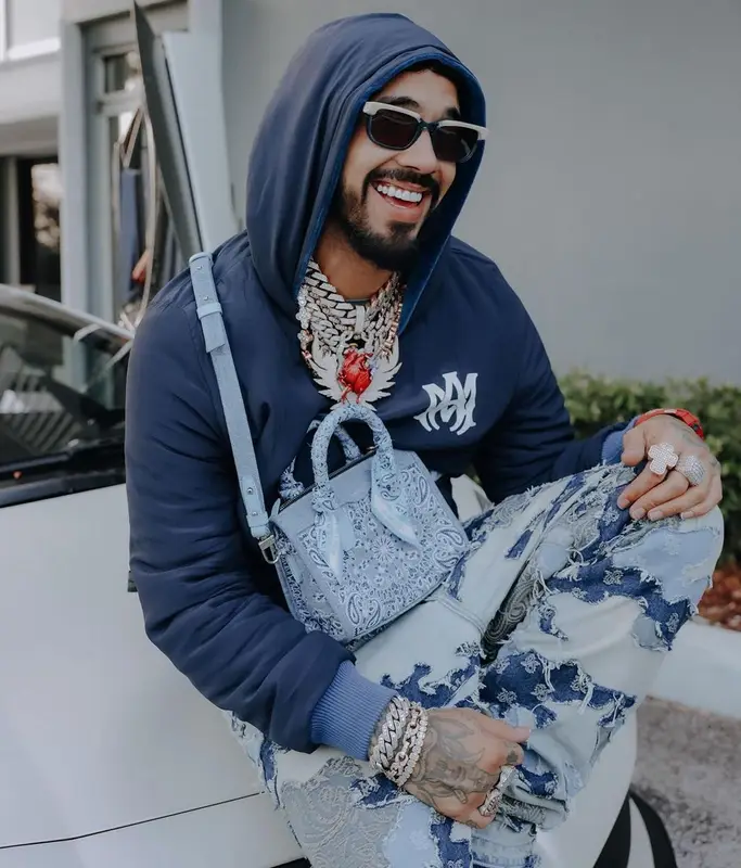 Anuel AA outfit in Amiri and Gucci, 2024