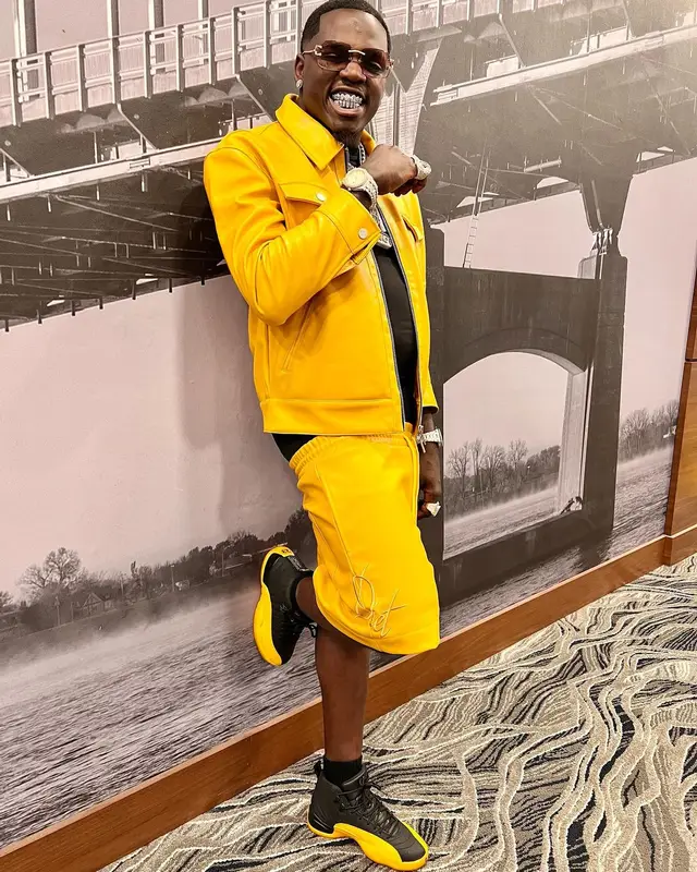 Big Boogie outfit in Diet Starts Monday and Jordan, 2024