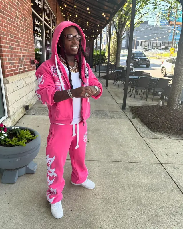 Jacquees outfit in Frozen Roses and Nike, 2024