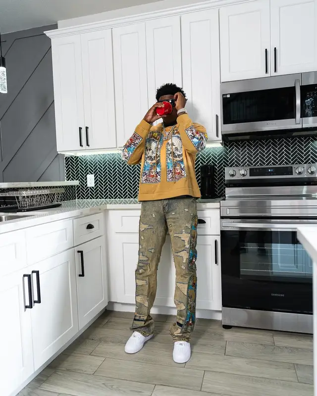Yungeen Ace outfit in Who Decides War and Nike, 2024
