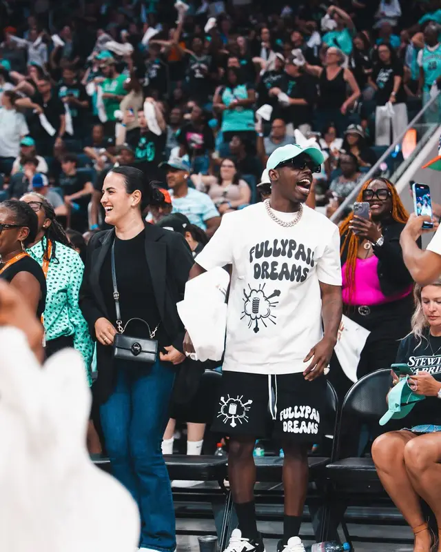 Bobby Shmurda outfit in Fullypaid and Off-White, 2024