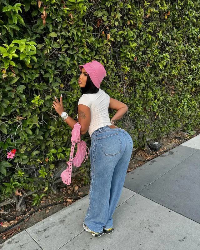 Chinese Kitty outfit in Alexander Wang, Balenciaga, and Prada, 2024