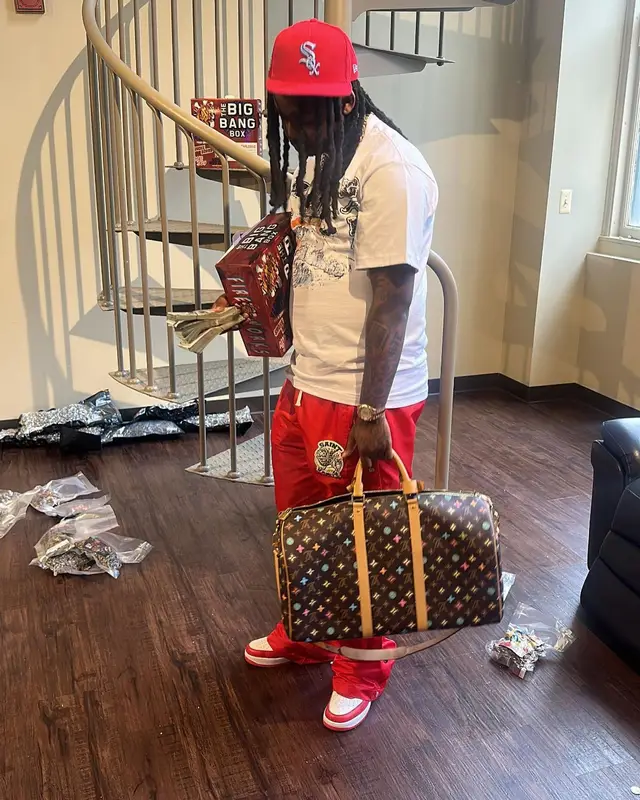 Babyface Ray outfit in Louis Vuitton, New Era, and Nike, 2024