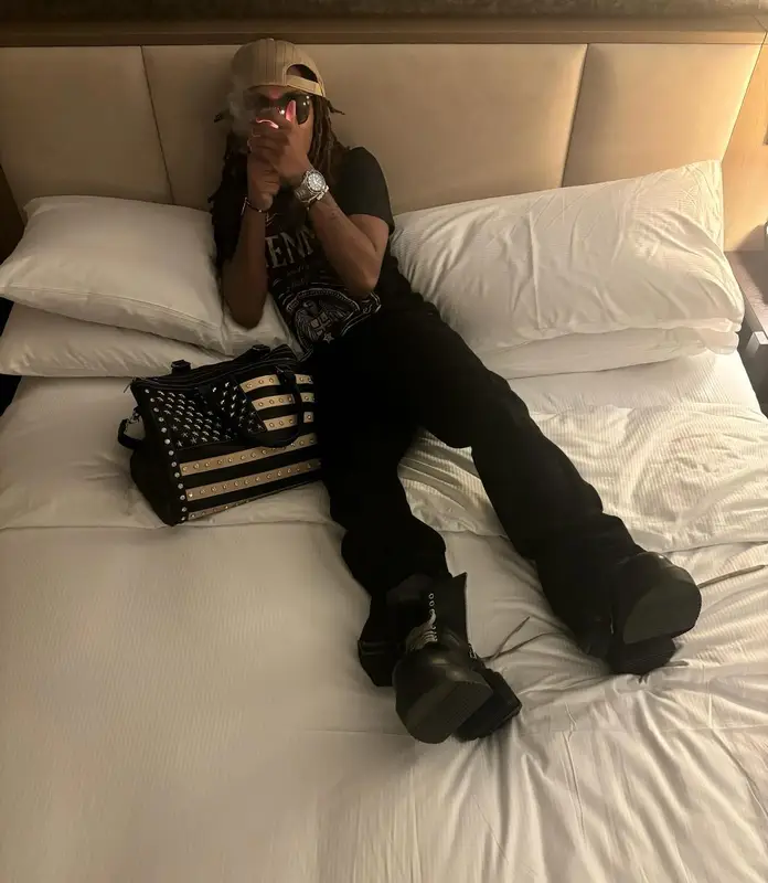 Tana outfit in Rick Owens, No Name, and Dr. Martens, 2024