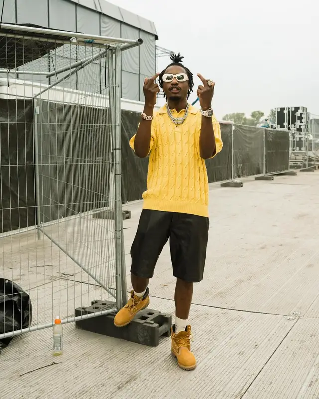 Lil Tjay outfit in Drole De Monsieur and Timberland, 2024