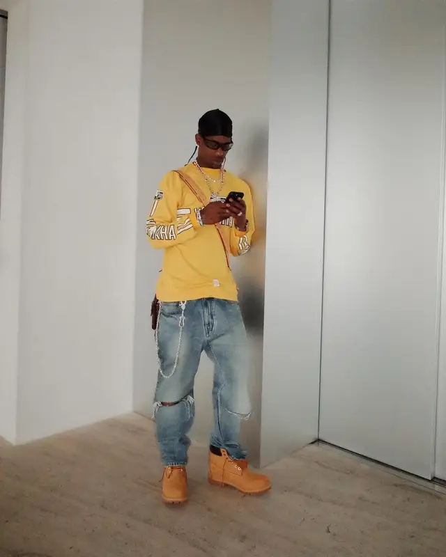 Travis Scott outfit in Vintage, Balenciaga, and Yamaha, 2024