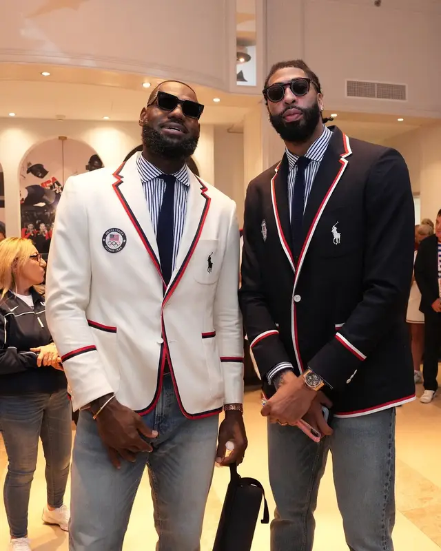 Anthony Davis outfit in Ralph Lauren and Thierry Lasry, 2024