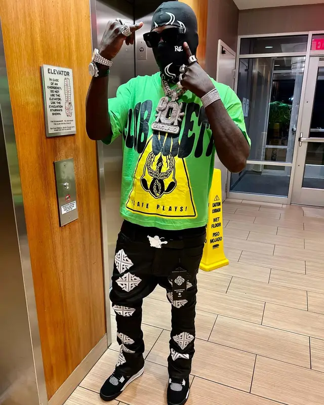 Big Boogie outfit in Guapi, Jordan, and True Religion, 2024