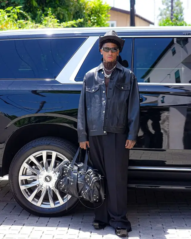 NLE Choppa outfit in Balenciaga and Vintage, 2024