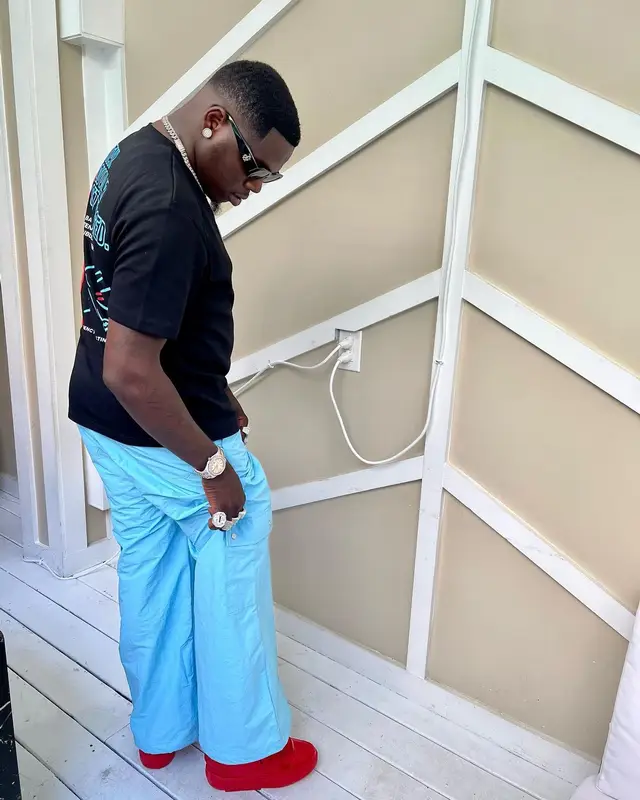 Big Boogie outfit in Tulones, Puma, and LaFrance, 2024
