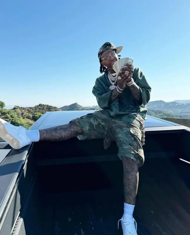 Moneybagg Yo outfit in Givenchy, Nike, and Hellstar, 2024
