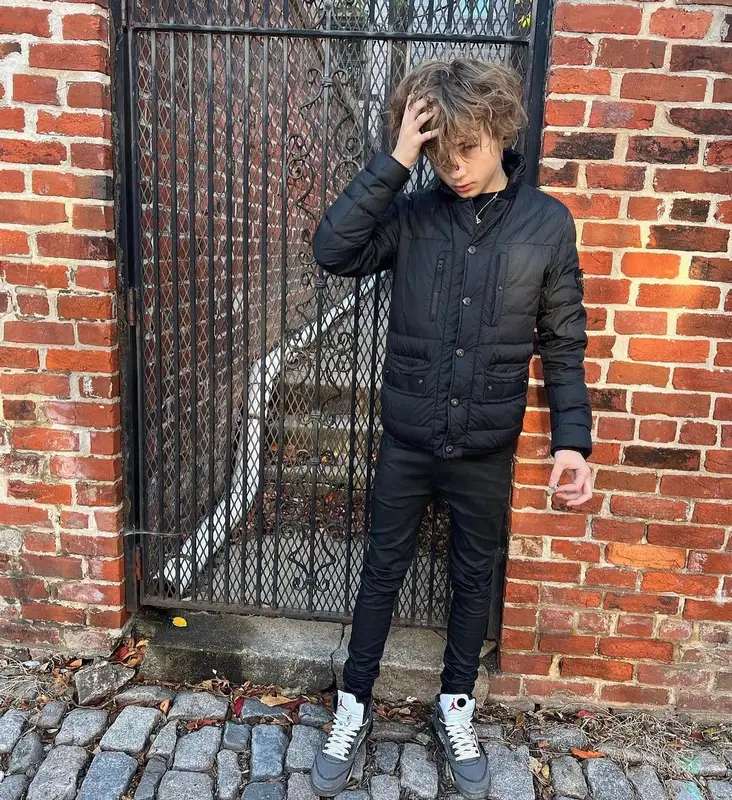 Nettspend outfit in Stone Island, Rick Owens, and Jordan, 2023