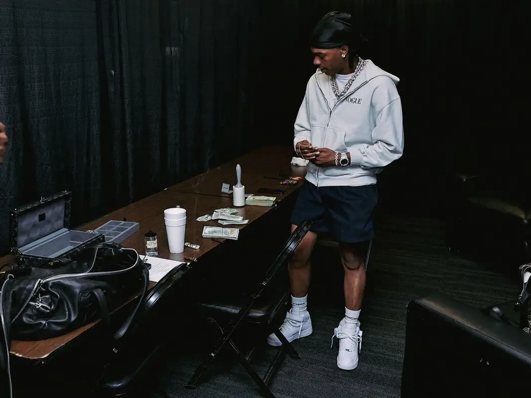Lil Baby outfit in Balenciaga, Nike, and Vogue , 2024