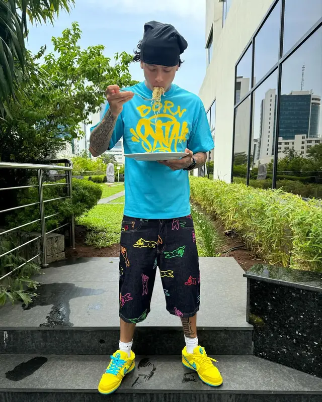 Central Cee outfit in IceCream, Grateful Dead, and Nike, 2024