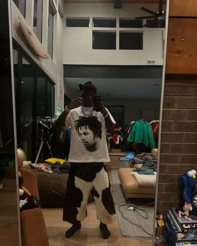 Lil Yachty outfit in MV Forums, Nyrva, and Vintage, 2024