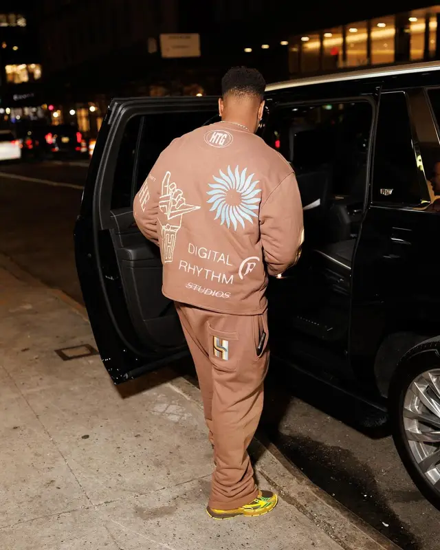 Fridayy outfit in Honor The Gift, The Incorporated, and Off-White, 2024