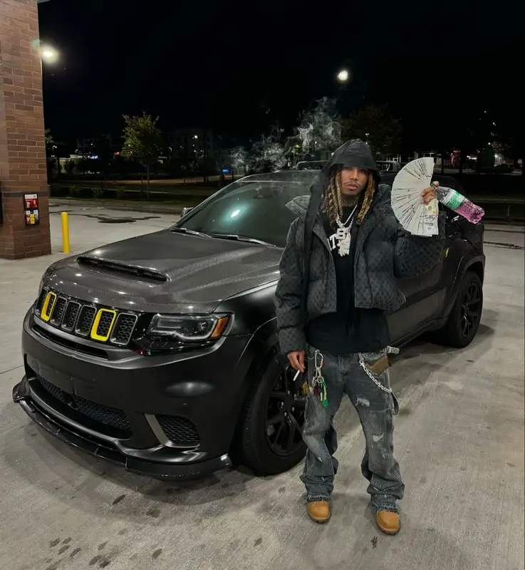 Lil Gnar outfit in Gucci, Timberland, and Balenciaga, 2024