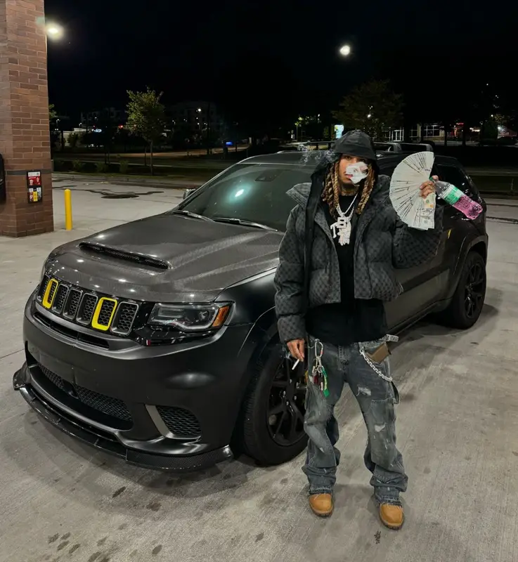 Lil Gnar outfit in Gucci, Timberland, and Balenciaga, 2024