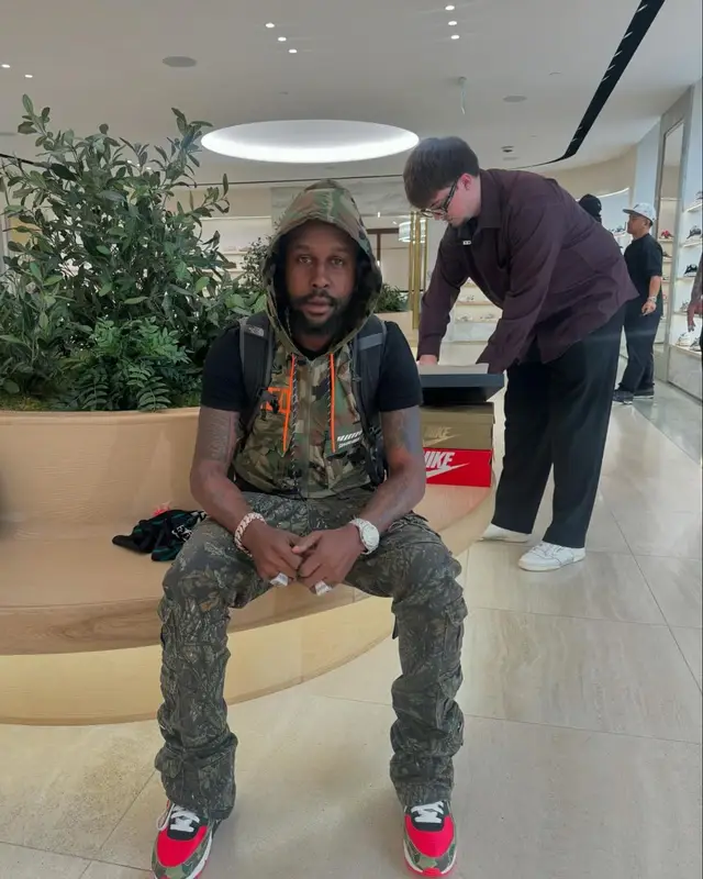 Popcaan outfit in Guapi, 2024