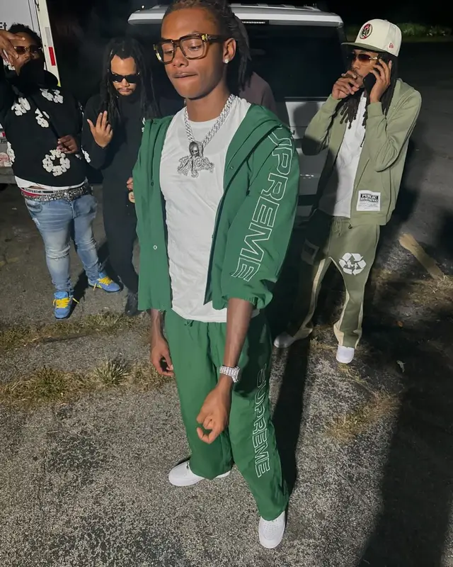 Babyfxce E outfit in Supreme and Nike, 2024