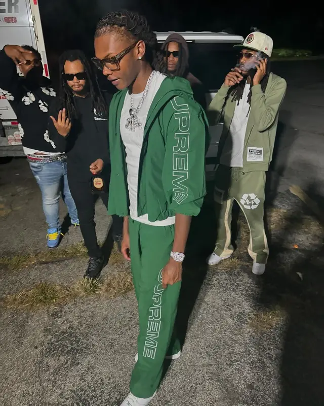 Babyfxce E outfit in Supreme and Nike, 2024
