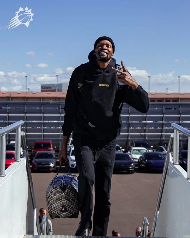 Kevin Durant outfit in Vetements, Goyard, and Crocs, 2024