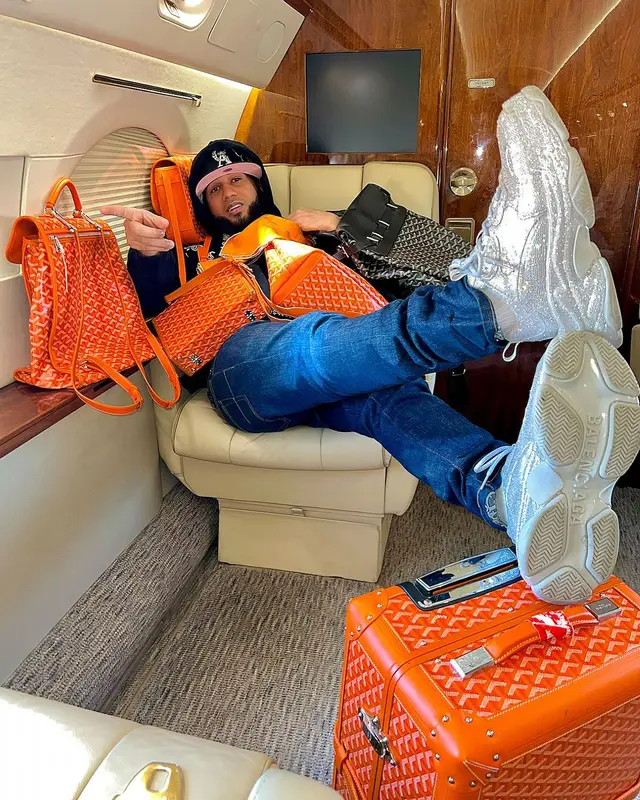 El Alfa El Jefe outfit in Balenciaga and Goyard, 2024
