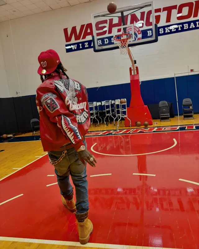 Moneybagg Yo outfit in Timberland, Louis Vuitton, and New Era, 2024