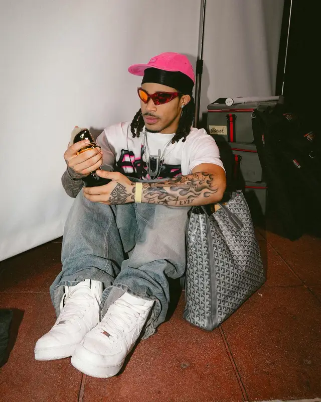 PlaqueBoyMax outfit in Nike, Balenciaga, and Supreme, 2024