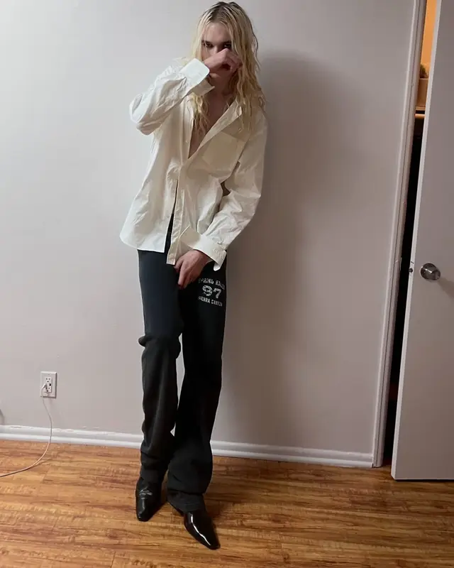 2hollis outfit in Gucci, Greg Ross, and Saint Laurent, 2024