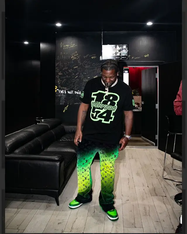 Rio Da Yung Og outfit in Louis Vuitton and Nike, 2024