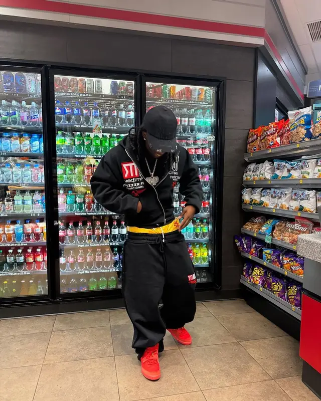 Kai Cenat outfit in Complexcon, Nike, and Murd333r.Fm, 2025