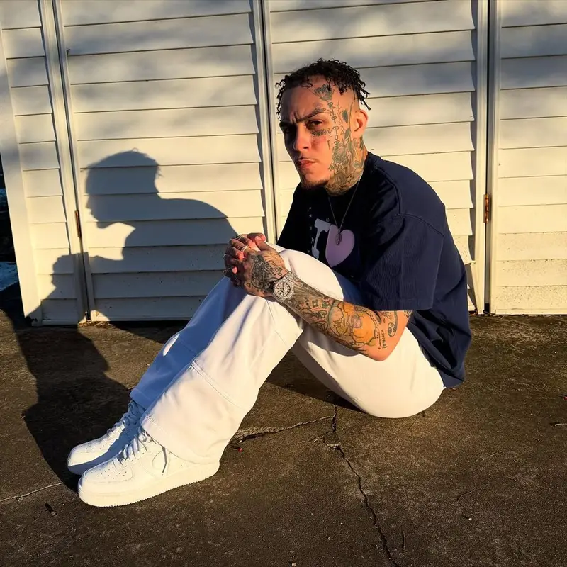 Lil Skies outfit in Spider Worldwide, Arctix, and Nike, 2025
