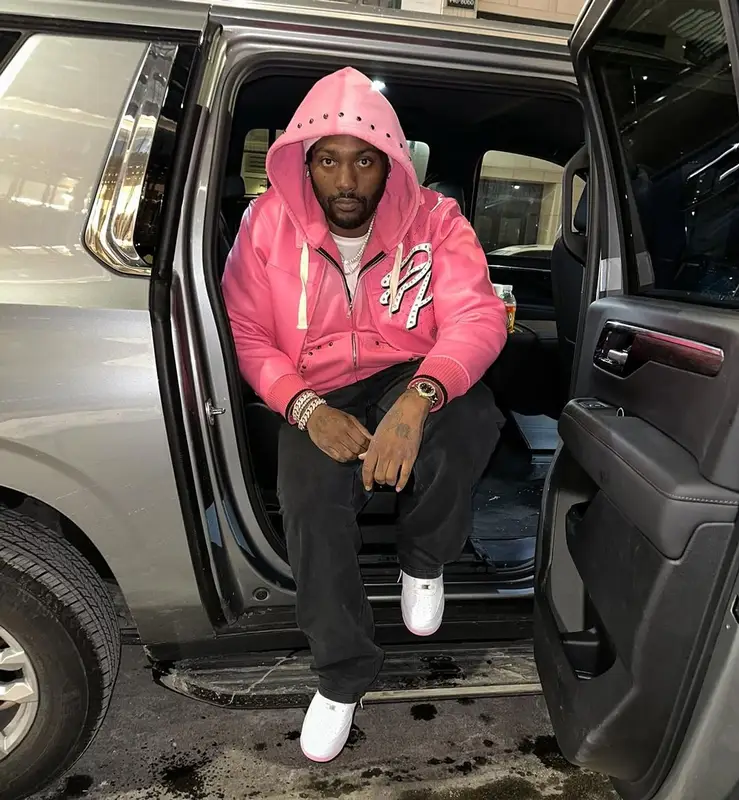 Peezy outfit in Nike, Goyard, and Bottega Veneta, 2025