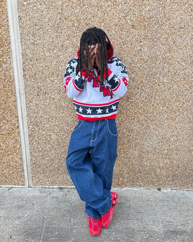Kai Cenat outfit in Supreme, Vintage, and Nike, 2025