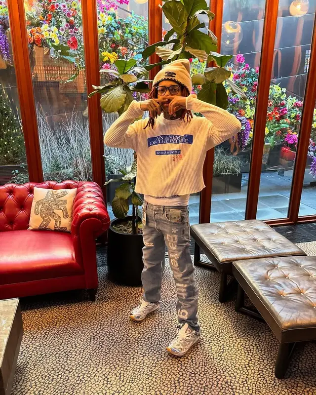 Chuckyy outfit in Pale, Ray-Ban, and Chanel, 2025