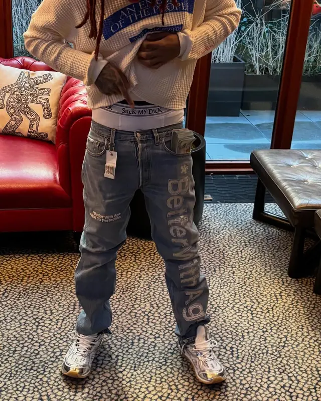 Chuckyy outfit in Pale, Ray-Ban, and Chanel, 2025