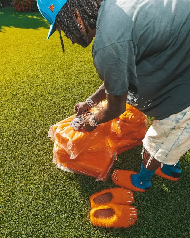 Chief Keef outfit in New Era, Chrome Hearts, and Foti, 2025