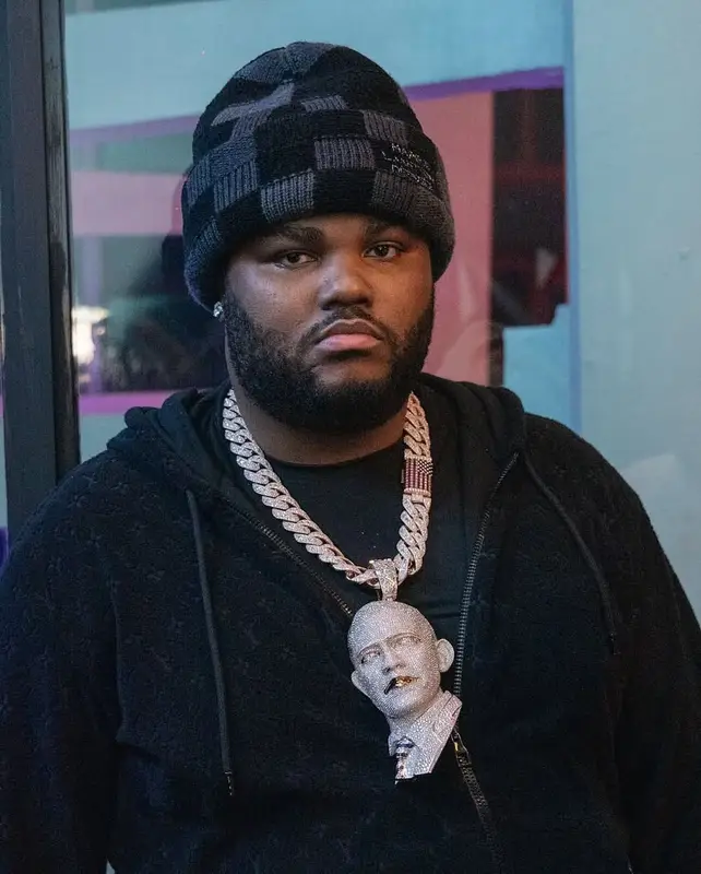 Tee Grizzley outfit in Saint Jewels and Louis Vuitton, 2025
