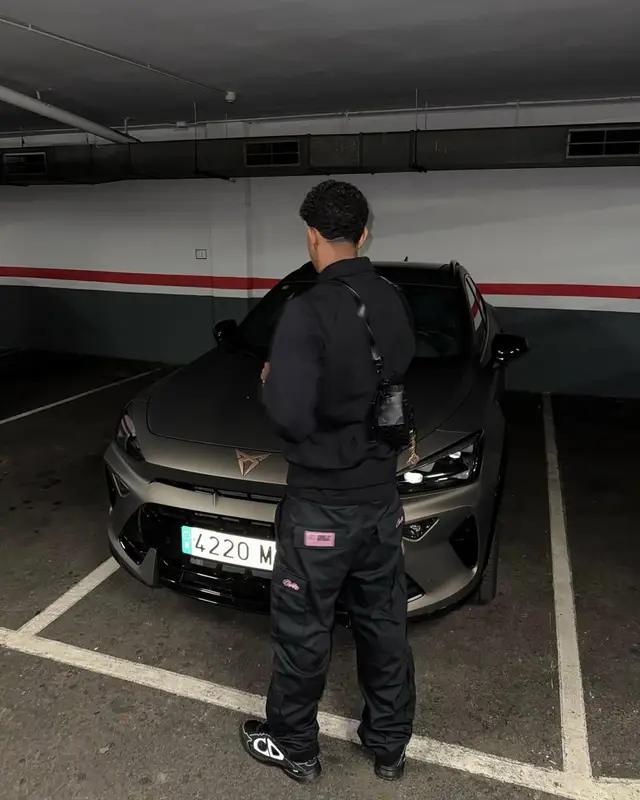 Lamine Yamal outfit in Adidas, Louis Vuitton, and New Era, 2025