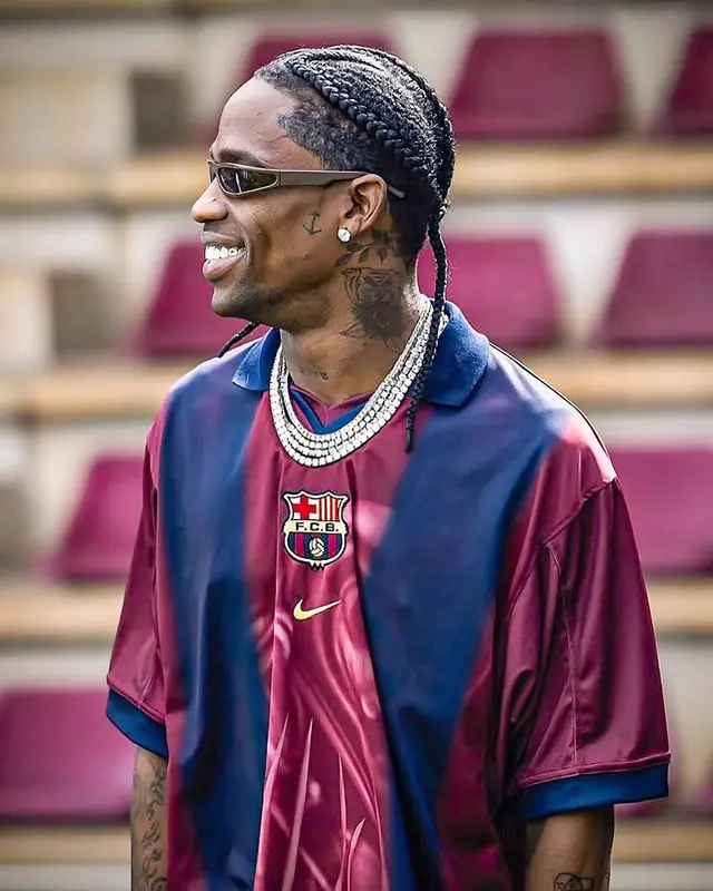 Travis Scott outfit in Nike, Rick Owens, and Travis Scott Merch, 2025