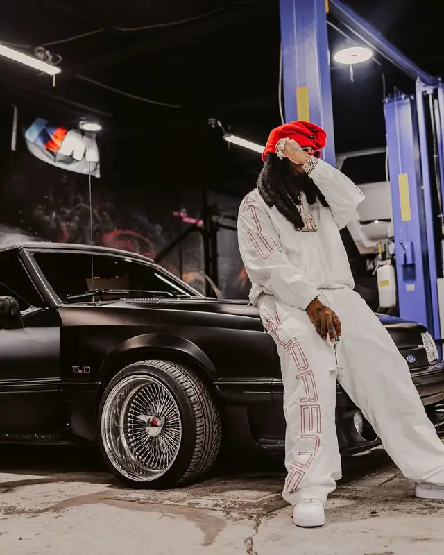 Icewear Vezzo outfit in Supreme and Nike, 2025