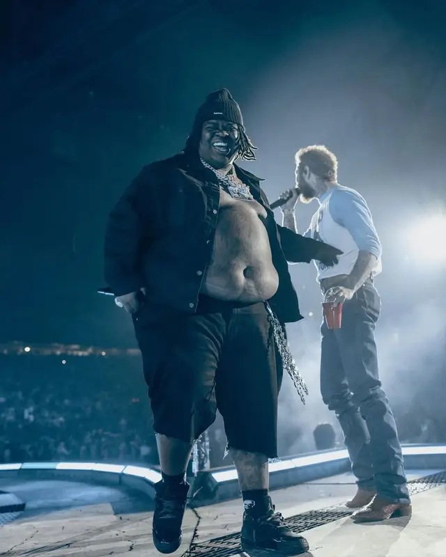 BigXthaPlug outfit in Levi’s, Jordan, and Supreme, 2025