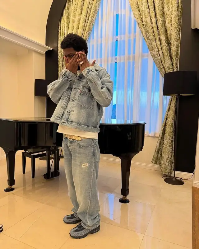 Lil Yachty outfit in Levi’s and Nike, 2025