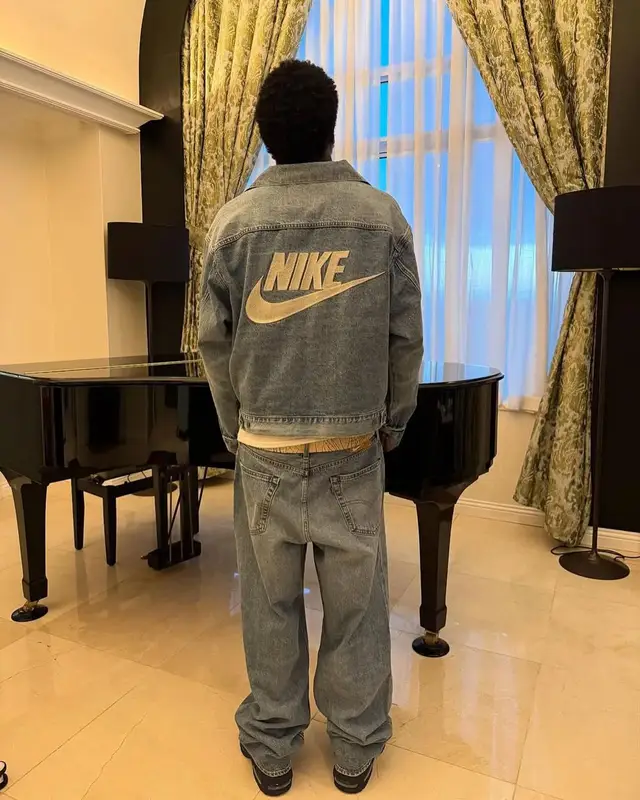 Lil Yachty outfit in Levi’s and Nike, 2025