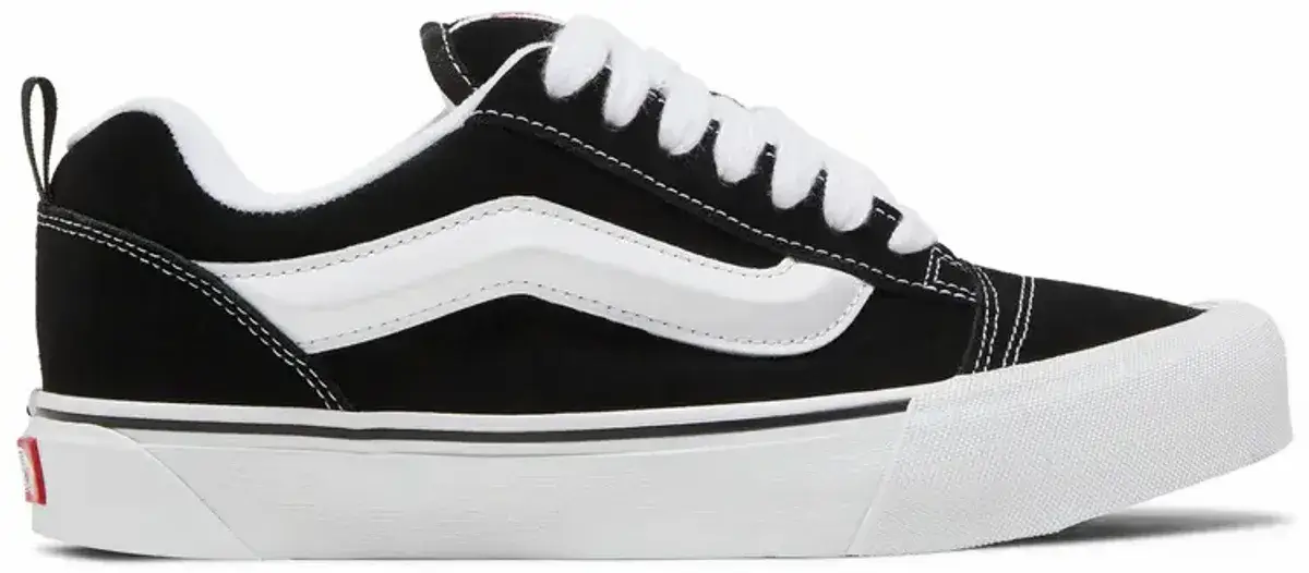 Tyga Sneakers | WHAT'S ON THE STAR?