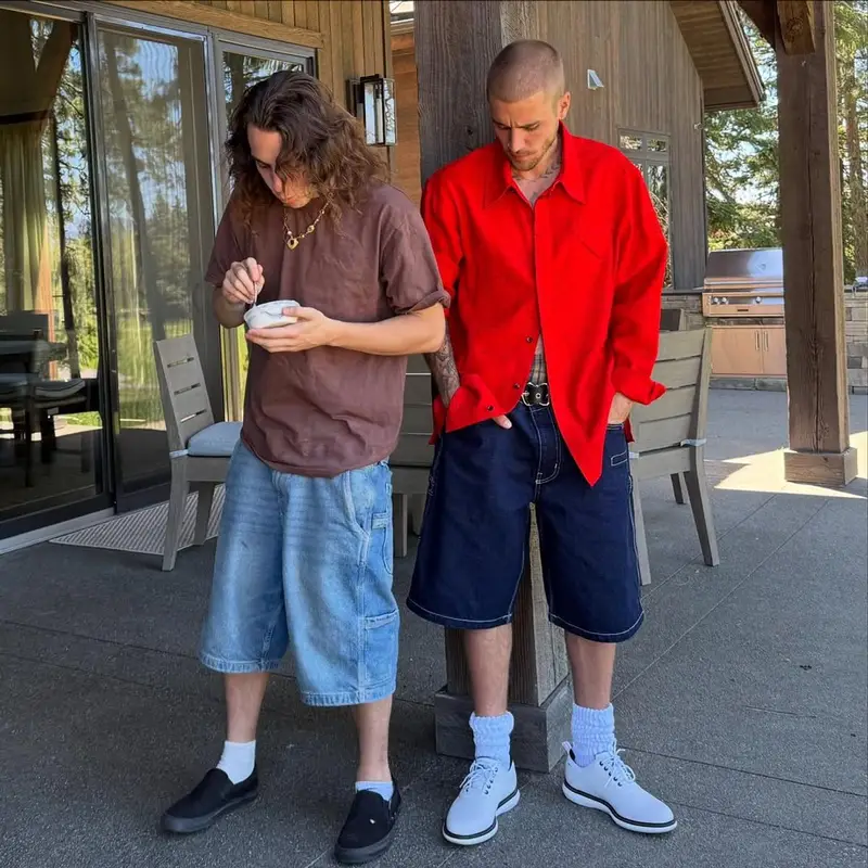 Justin Bieber outfit in Bottega Veneta, Brixton, and Malbon Golf, 2025