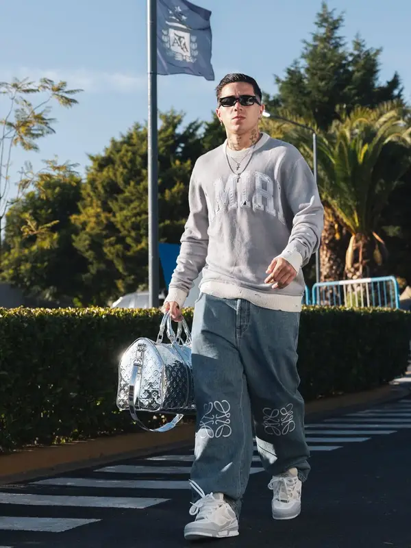 Enzo Fernandez outfit in Amiri, Loewe, and Louis Vuitton, 2025